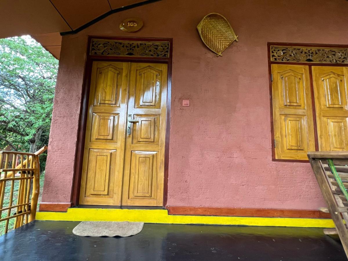 Yala Peace Cottages Tissamaharama Exterior foto
